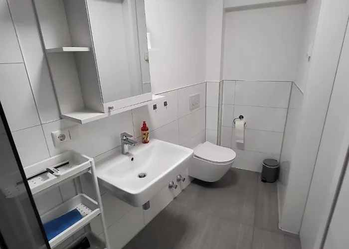 Neubau Mit Kueche, Tv In Der Naehe Von Aachen Апартаменты